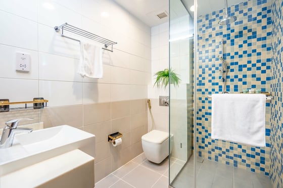 Chic Island Escape | Steps from the Beach | Azure Residences, picture 24