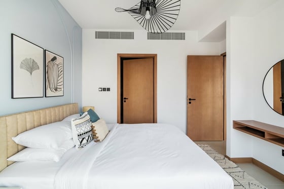 Luxury Marina Stay | Stunning Waterfront Views | Vida Marina, picture 16