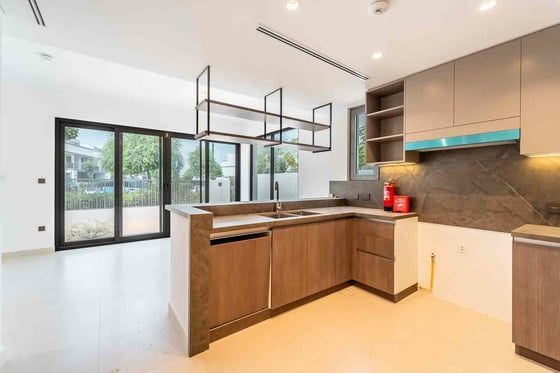 Single Row Villa | Vacant and Ready to Move In, picture 3