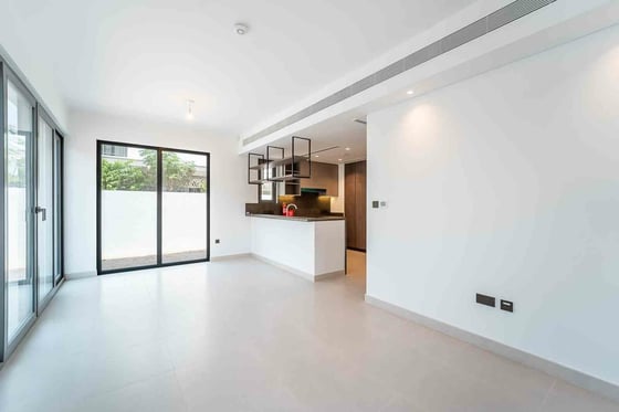Single Row Villa | Vacant and Ready to Move In, picture 2