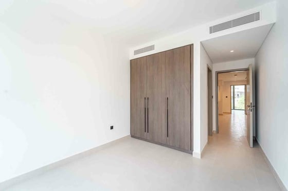 Single Row Villa | Vacant and Ready to Move In, picture 12