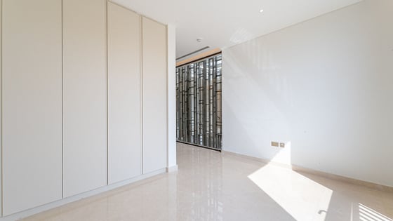 Luxury villa in Dubai Hills with Dubai skyline views, picture 16