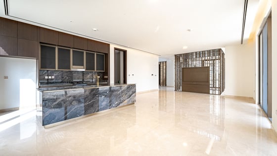 Luxury villa in Dubai Hills with Dubai skyline views, picture 2