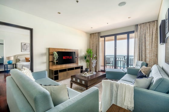 Tropical Charm | Prime Palm Retreat | Royal Amwaj North, picture 17