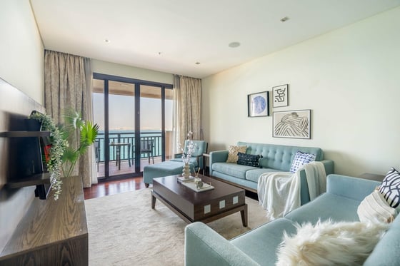 Tropical Charm | Prime Palm Retreat | Royal Amwaj North, picture 5