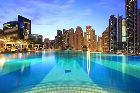 Marina Luxury | 5-Star Elegance | JW Marriott Hotel, picture 4