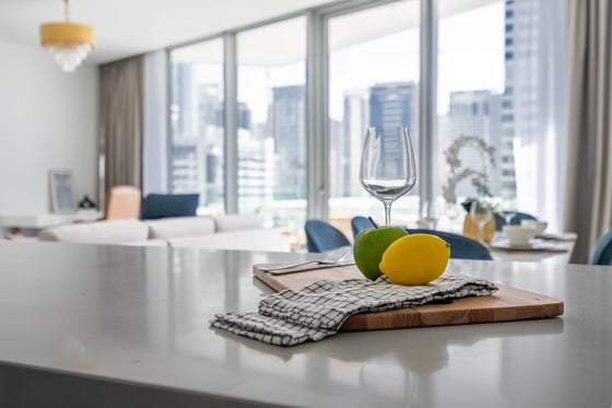 Prime Marina Views | Spacious & Bright | Stella Maris Tower, picture 13