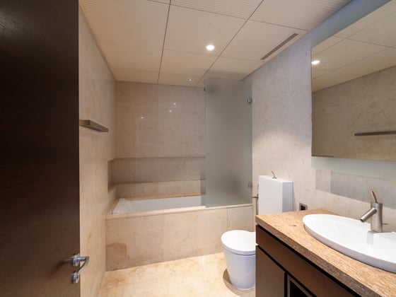 Skyline Luxury | High Floor | Premium Amenities, picture 15
