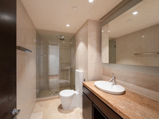 Skyline Luxury | High Floor | Premium Amenities, picture 10