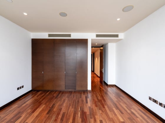 Skyline Luxury | High Floor | Premium Amenities, picture 12