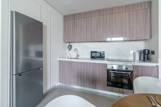 Beachfront Bliss | Modern Comfort | Beach Vista 02, picture 13