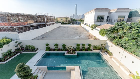 Turnkey luxury villa in Jumeirah Park with a large plot, picture 18