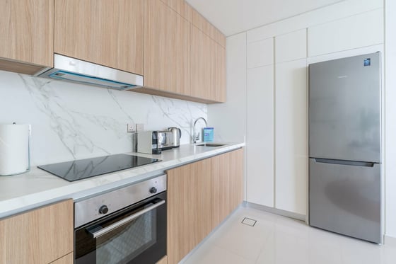 Azure Escape | Prime Waterfront Address | Beach Vista 02, picture 18