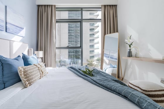 Azure Escape | Prime Waterfront Address | Beach Vista 02, picture 4