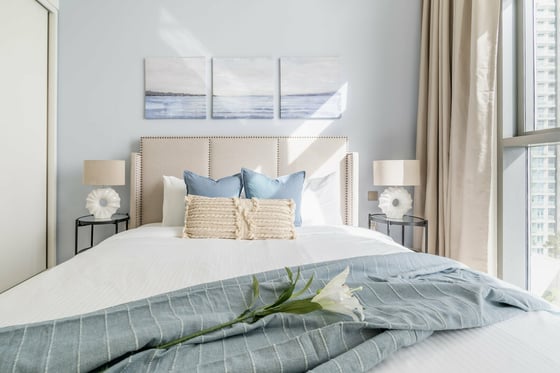 Azure Escape | Prime Waterfront Address | Beach Vista 02, picture 5