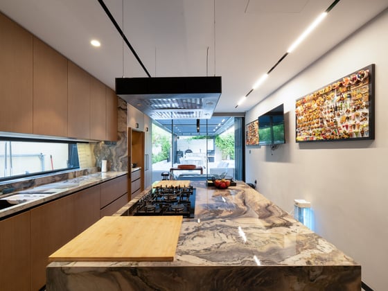 A Masterpiece of Luxury Living in JVT, picture 11