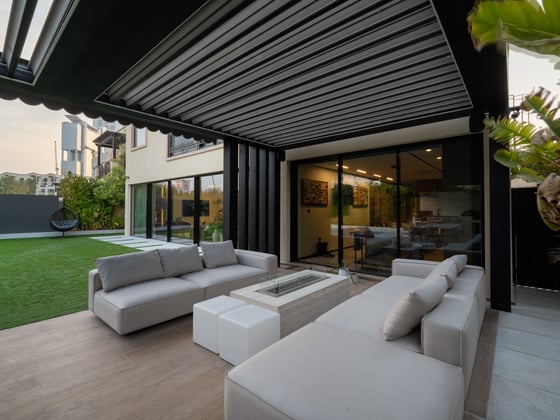 A Masterpiece of Luxury Living in JVT, picture 27