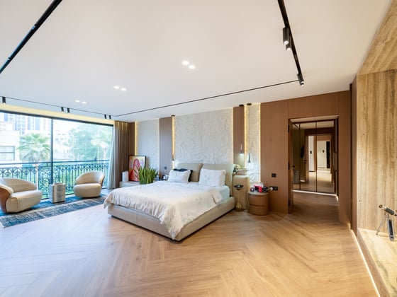 A Masterpiece of Luxury Living in JVT, picture 13