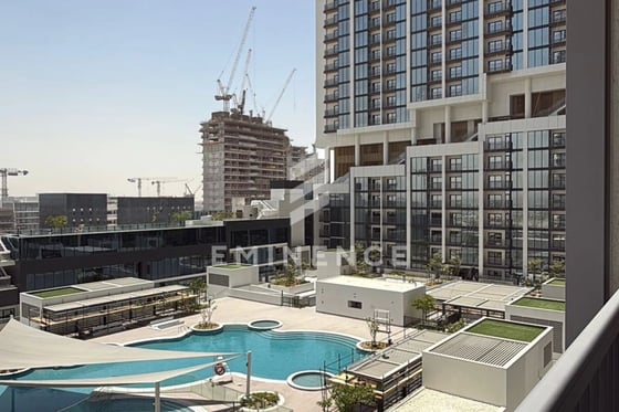 Brand New | Lagoon View | Vacant | Prime Location, picture 1