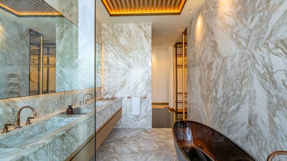 Ultra-Luxurious Villa in La Mer South, picture 20