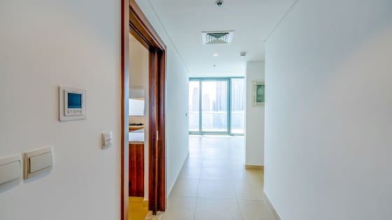 Exclusive Apartment with Burj Khalifa Views, picture 5