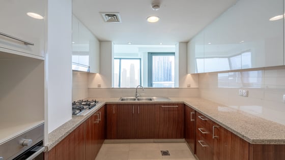 Exclusive Apartment with Burj Khalifa Views, picture 8