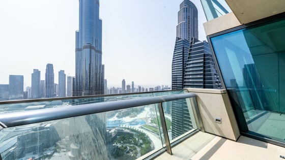 Exclusive Apartment with Burj Khalifa Views, picture 21
