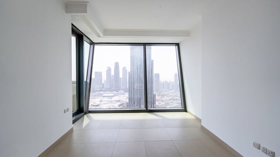 Exclusive Apartment with Burj Khalifa Views, picture 12