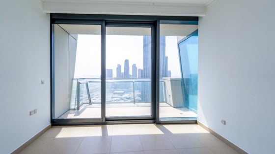 Exclusive Apartment with Burj Khalifa Views, picture 14