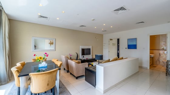 Skyline Serenity | Spacious 2-Bedroom Apartment | Business Bay, picture 5