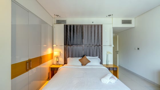 Skyline Serenity | Spacious 2-Bedroom Apartment | Business Bay, picture 16