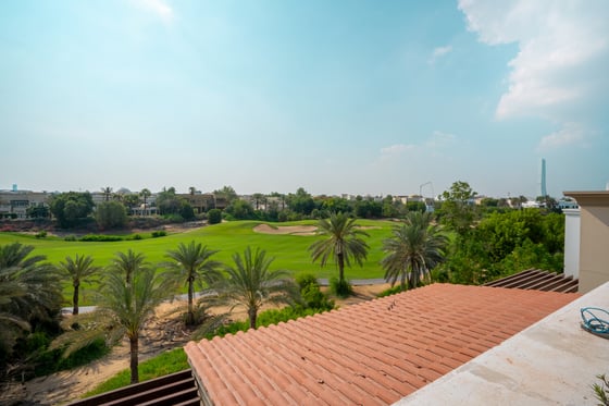 Excl | Golf View | Basement Parking | Best Deal, picture 2