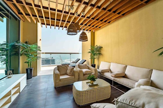 Iconic Panoramic Views| Burj View Outdoor Jacuzzi, picture 28