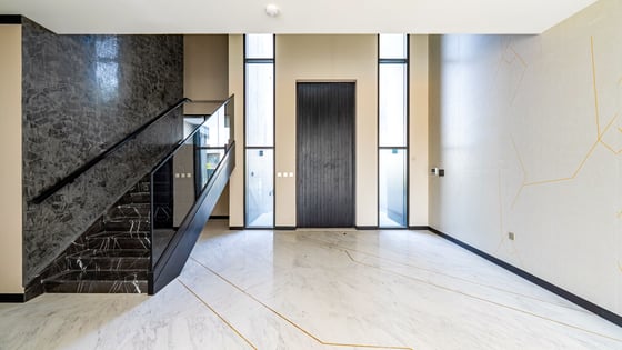 Stunning Contemporary Villa with Golf Views, picture 11