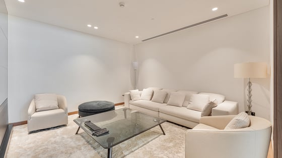 Luxurious mansion in Palm Jumeirah with sea view, picture 6