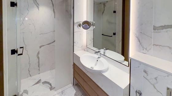 Upgraded duplex in Zaabeel 1 with beautiful finishes, picture 10