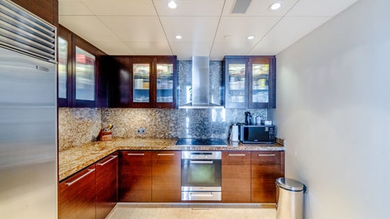 Refined Apartment in the Iconic Burj Khalifa, picture 6
