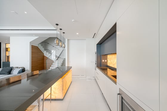 **Exquisite Turnkey 2BR Duplex with Private Pool**, picture 7