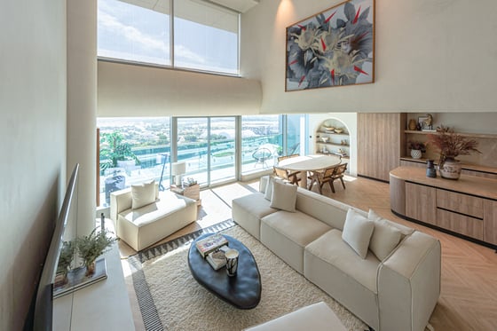 STUNNING | UPGRADED | 2BR DUPLEX W/ BALCONY, picture 5