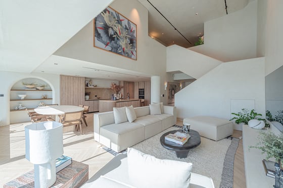 STUNNING | UPGRADED | 2BR DUPLEX W/ BALCONY, picture 2