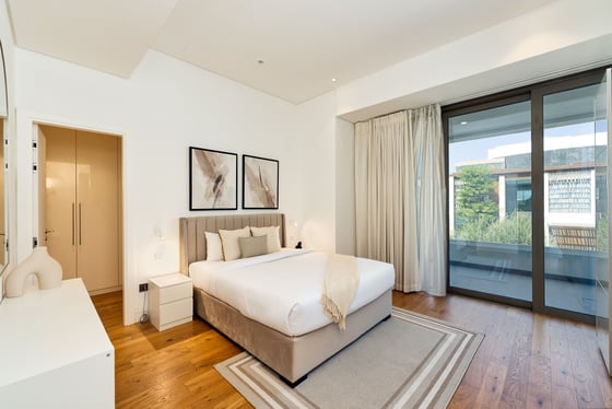 Luxury Villa | Beach Access | Dubai Marina View, picture 16