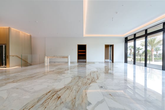 Luxury | Private Garden and Pool |Duplex Townhouse, picture 2