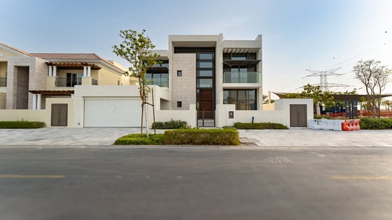 Exclusive and corner villa in MBR City with huge layout, picture 26