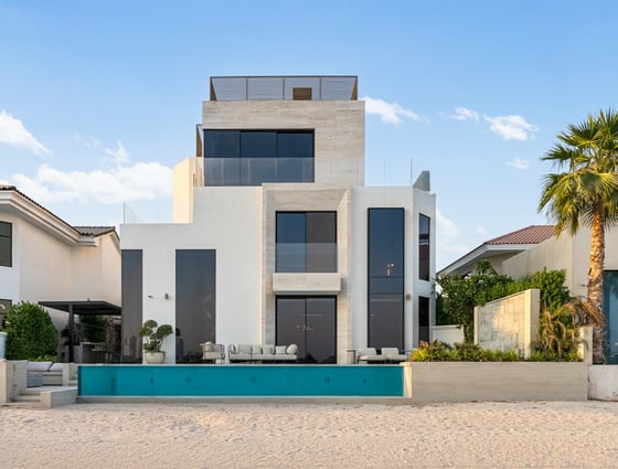 ** Exquisite Brand New Beach Villa Close To Tip **, picture 1
