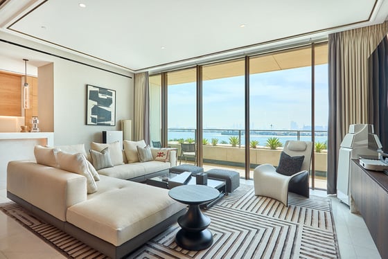 Prime Location | Skyline Views | Ready to Move In, picture 1