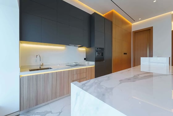 Prime Location | Skyline Views | Fully Furnished, picture 11