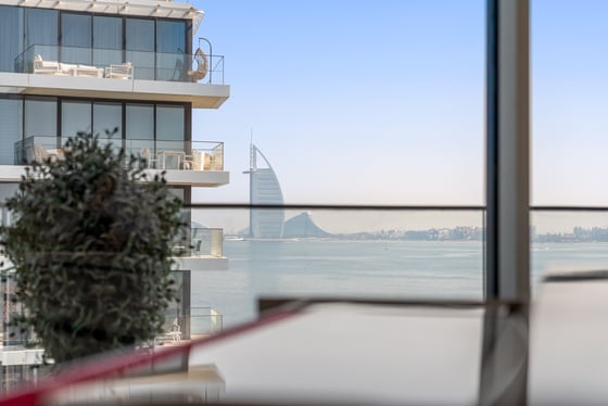 *One-Of-A-Kind with Burj, Sea and Skyline Views*, picture 1