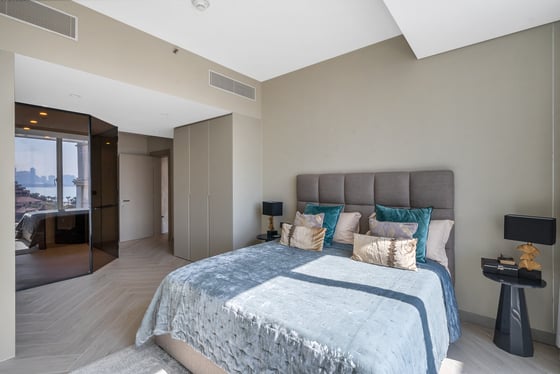 *One-Of-A-Kind with Burj, Sea and Skyline Views*, picture 11