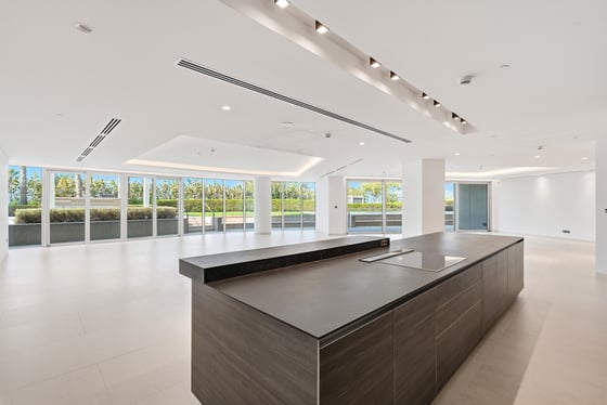 Brand New | Private Garden | Private Pool, picture 7