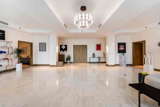 Luxury Furnished | Burj Khalifa View | Huge Layout, picture 18